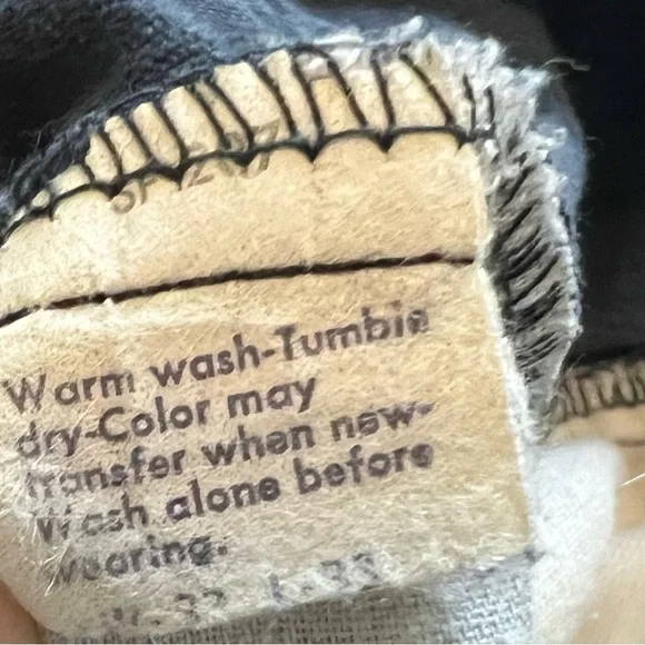 Vintage 70’s Levi’s 646 Navy Blue Corduroy Mid-Rise Semi Flare Jeans - Picture 10 of 10